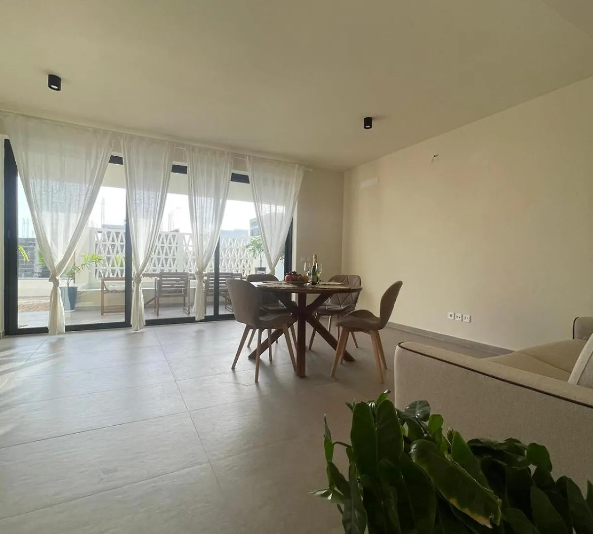 Lagoon Deluxe Apartment Mit Pool Boa Vista Sal Rei Cape Verde